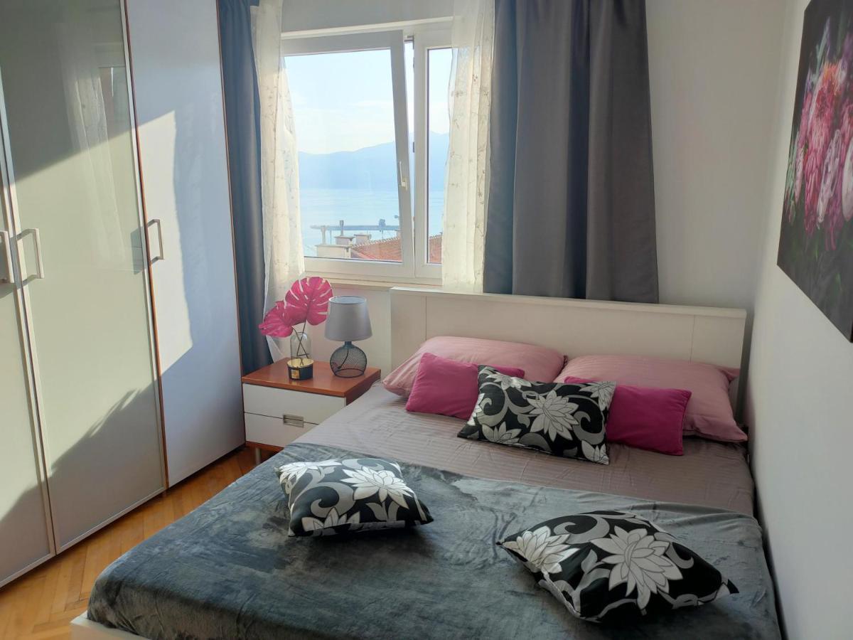 Adria Holliday Rijeka Apartment Exterior photo